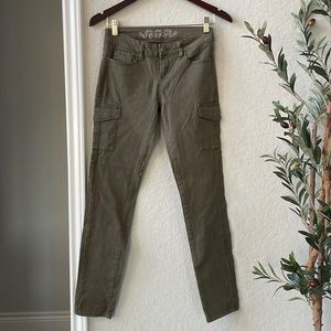 Wax Jeans Juniors Size Hunter Green Cargo Utility Skinny Leg Pants Size 3